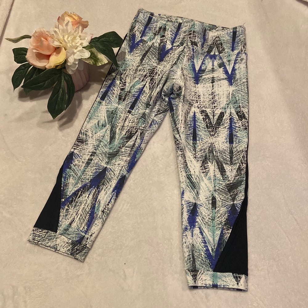 Eleven By Venus Williams Size XS Capri Leggings
